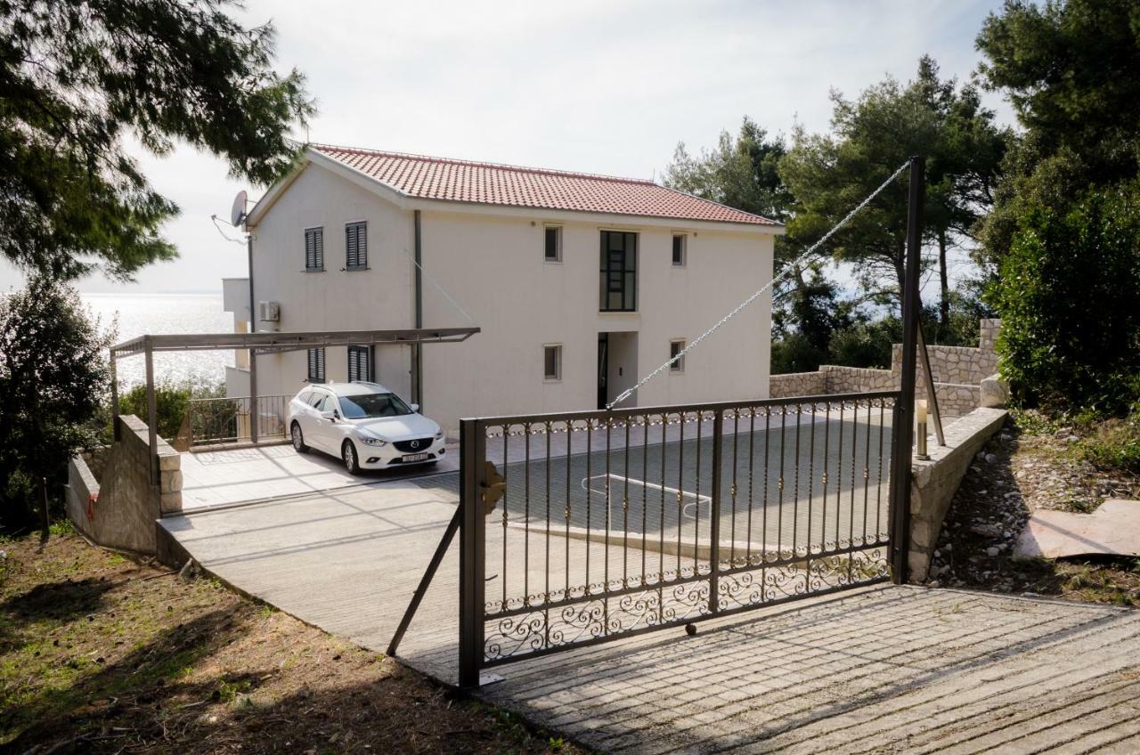 Potomje Villa Gloria מראה חיצוני תמונה